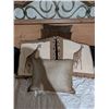 Image 8 : Palisar Full-Size 2 Post Bed Set with Frame, Mattress, Bedding, and Pillows