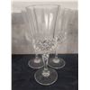 Image 8 : Crystal Tableware Collection with Royal Albert Christmas Warmth Plate