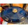 Image 4 : Cast Iron Frying Pan w/ Master Chef Dutch Oven & More