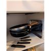 Image 2 : Assorted Lidded Cookware, New Knives, & Baking Pans