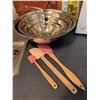 Image 4 : Kitchen Essentials Bundle With Utensils, Appliances, and Accessories