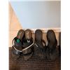 Image 8 : Footwear and Winter Accessories Collection