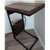 Image 5 : Foldable Wooden Desk with Metal Frame and Decorative Accessories