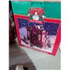 Image 5 : Santas Light Up Porcelain Christmas Village Collection w/ Accessories