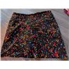 Image 5 : Ladies Skorts in Assorted Patterns and Colors, Size M-L