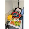Image 1 : Pre-Seasoned Cast Iron Grill Pan, Decorative Plates, Cutting Board, and More