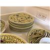 Image 25 : Chinese Tableware: Plates, Bowls, Covered Tureens, Serving Spoons, etc, Misc Sizes