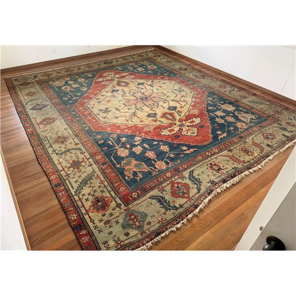 Vintage Hand-Woven NW Persian Heriz/Serapi Style Area Rug w/ Geomatic Pattern & Floral Bands 162" x