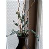 Image 2 : XL Vase & Reeds