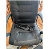 Image 4 : Office Chair (damage) Shredder & Printer