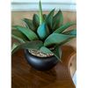 Image 4 : Faux Plants