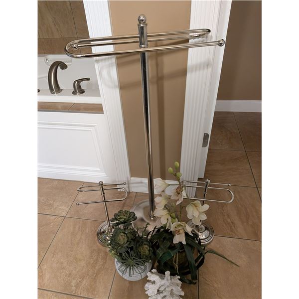 Towel Racks & Faux Plants
