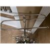Image 4 : Towel Racks & Faux Plants