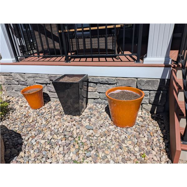 Planters Three Orange Two Black