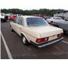 Image 4 : 1983 Mercedes-Benz 240D
