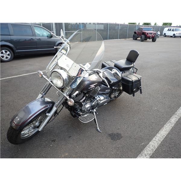 2000 Yamaha Motor Corp. Road Star