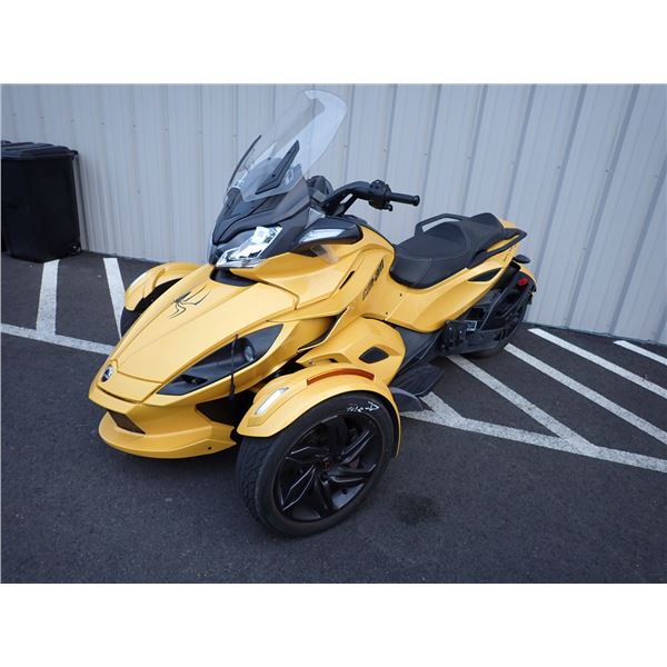 2013 Can-Am Spyder ST-S