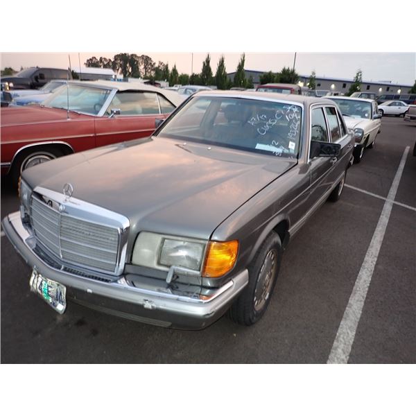 1987 Mercedes-Benz 420SEL