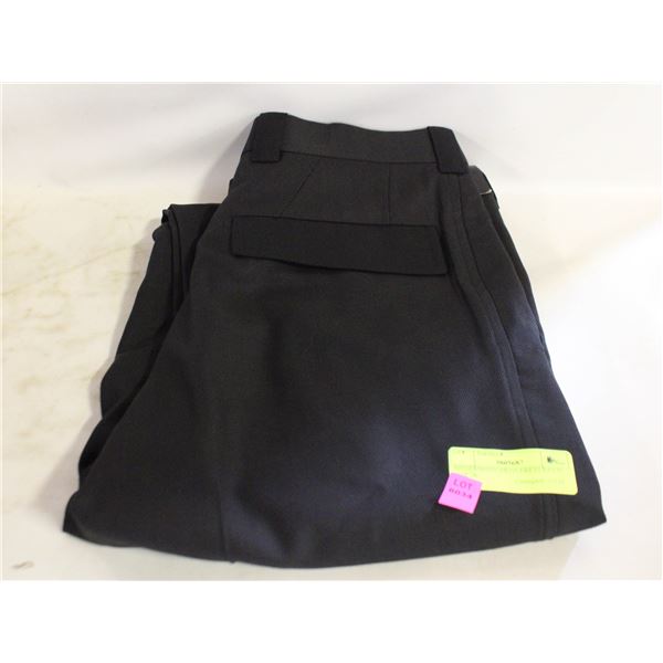BIEDERMANN MENS DRESS PANTS SIZE 28