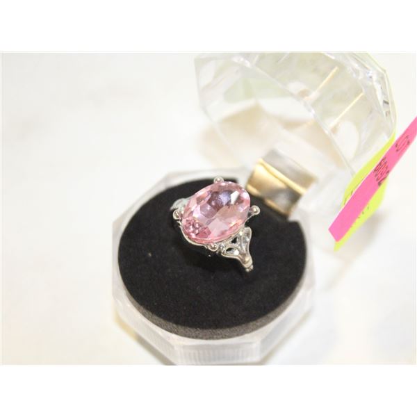 SZ. 8.5 OVAL CUT PINK STATEMENT RING