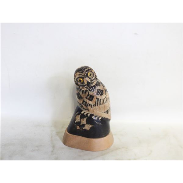 HAND CARVED BUFFALO HORN OWL 5.5"