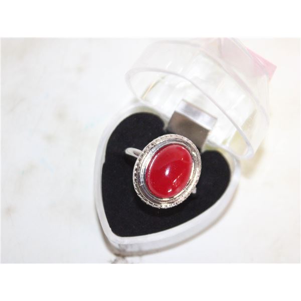 NEW WOMENS RED STONE RING SIZE 8