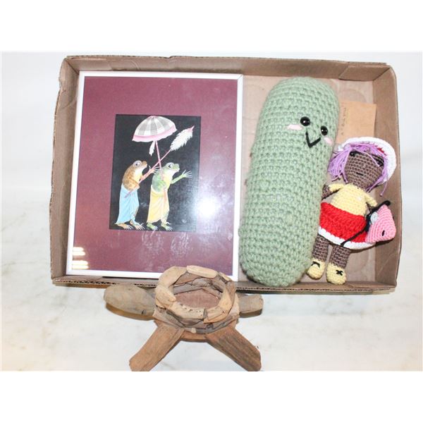 ESTATE HANDMADE DECOR 4PCS INCLUDING