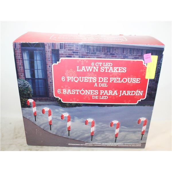 HOLIDAY CANE LED LAWN STAKES IN BOX