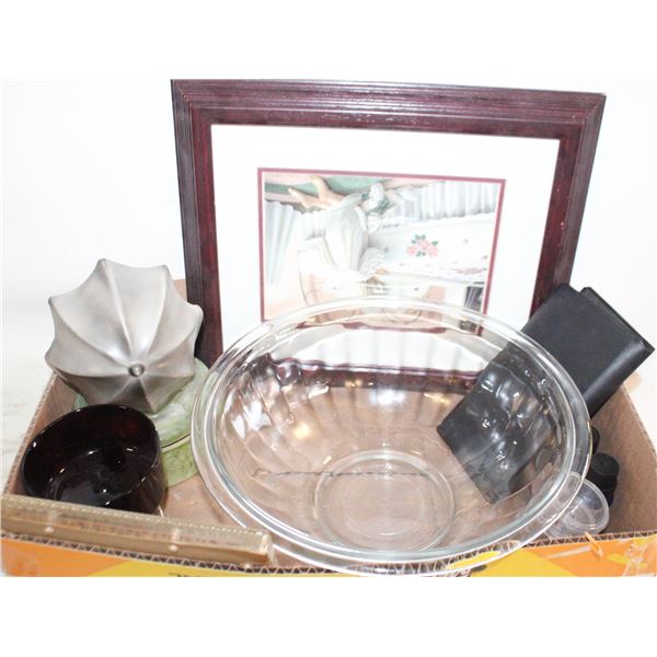 2.5 LTRE. PYREX VTG. BOWL & MORE