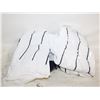 Image 1 : NY YANKEES RAIN PONCHOS- SET OF 2