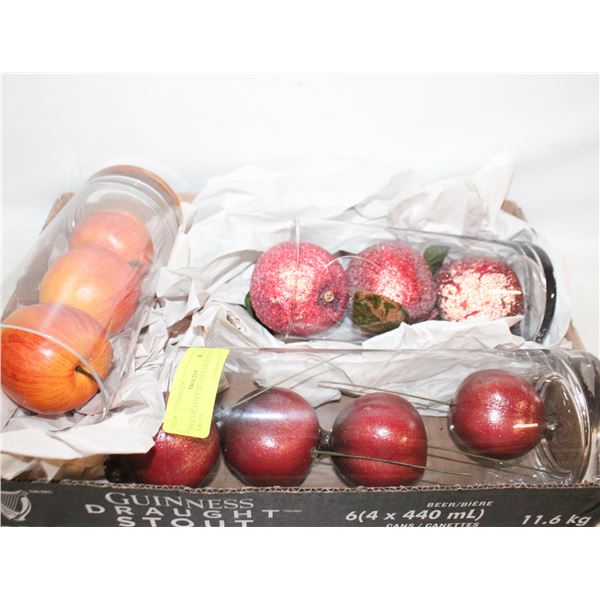 DECORATIVE GLASS VASE W/FAUX FRUIT