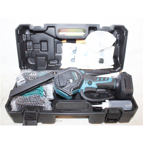 NEW IN BOX CORDLESS MINI CHAINSAW W/FAST