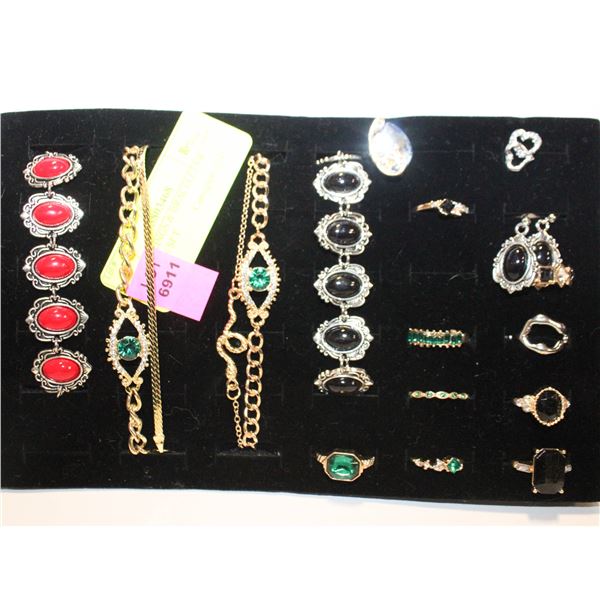 TRAY W/RINGS & BRACELETS & EARRINGS SET