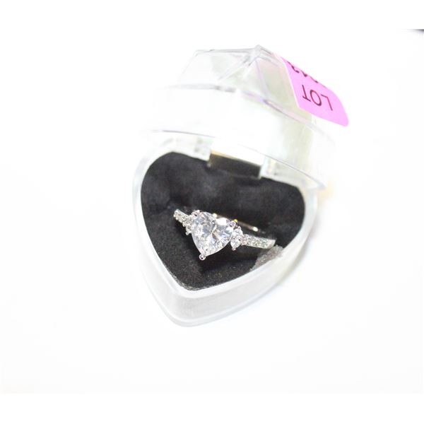NEW HEART SHAPE RING SZ8