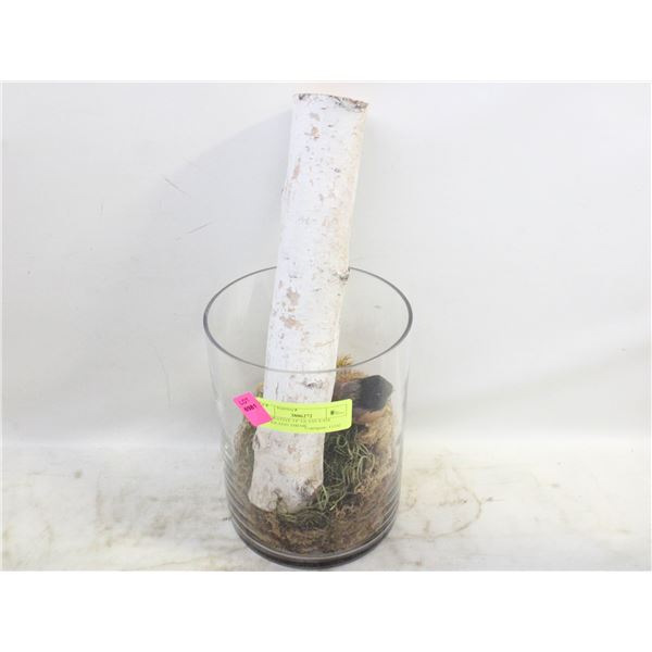 DECORATIVE 14" GLASS VASE WOODLAND THEME