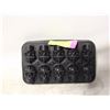 Image 1 : 3D SILICONE SKULL ICE TRAY - NEVER USED