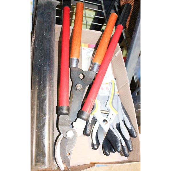 YARD/GARDEN HAND TOOLS & SUPPLIES- BOX LOT