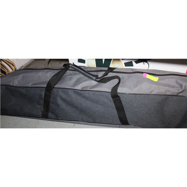 CANOPY TENT IN CARRYING BAG