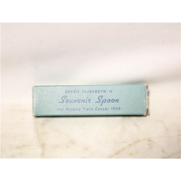 1959 QUEEN ELIZABETH II SOUVENIR SPOON IN BOX