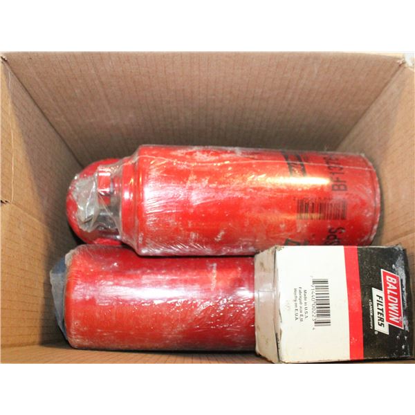 LOT OF 7 BALDWIN OIL FILTERS