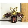 Image 1 : 18) GOLD TONE WITH CRYSTALS, FLY