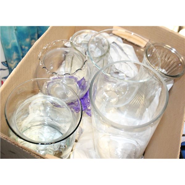 DECORATIVE GLASS VASES FOR FLORAL ARRANGING