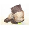 Image 1 : MANITOBA MUKLUKS SZ LARGE