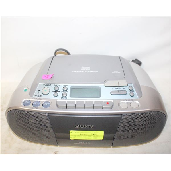 SONY CD/RADIO/CASSETTE PLAYER- CFD-S01