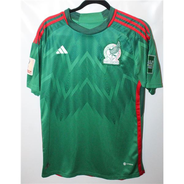 MENS LARGE ADIDAS MEXICO SOCCER SHIRT