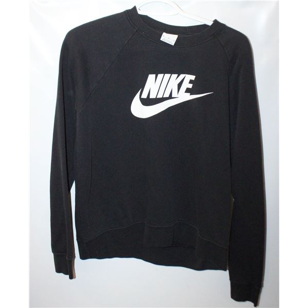 LADIES MED NIKE BLACK SWEATSHIRT