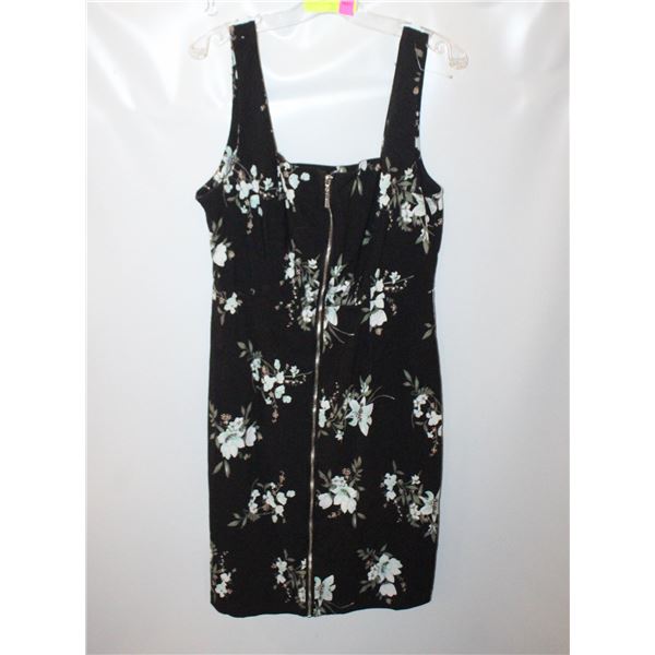 LADIES SMALL DYNAMITE DRESS WITH