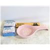 Image 1 : ELECTRIC LIGHTER, PINK SPOON REST,
