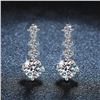 Image 2 : 2 CT GRA CERTIFIED 4-CLAW STYLE ROUND BRILLIANTV