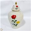 Image 1 : VINTAGE BAVARIAN PORCELAIN URN